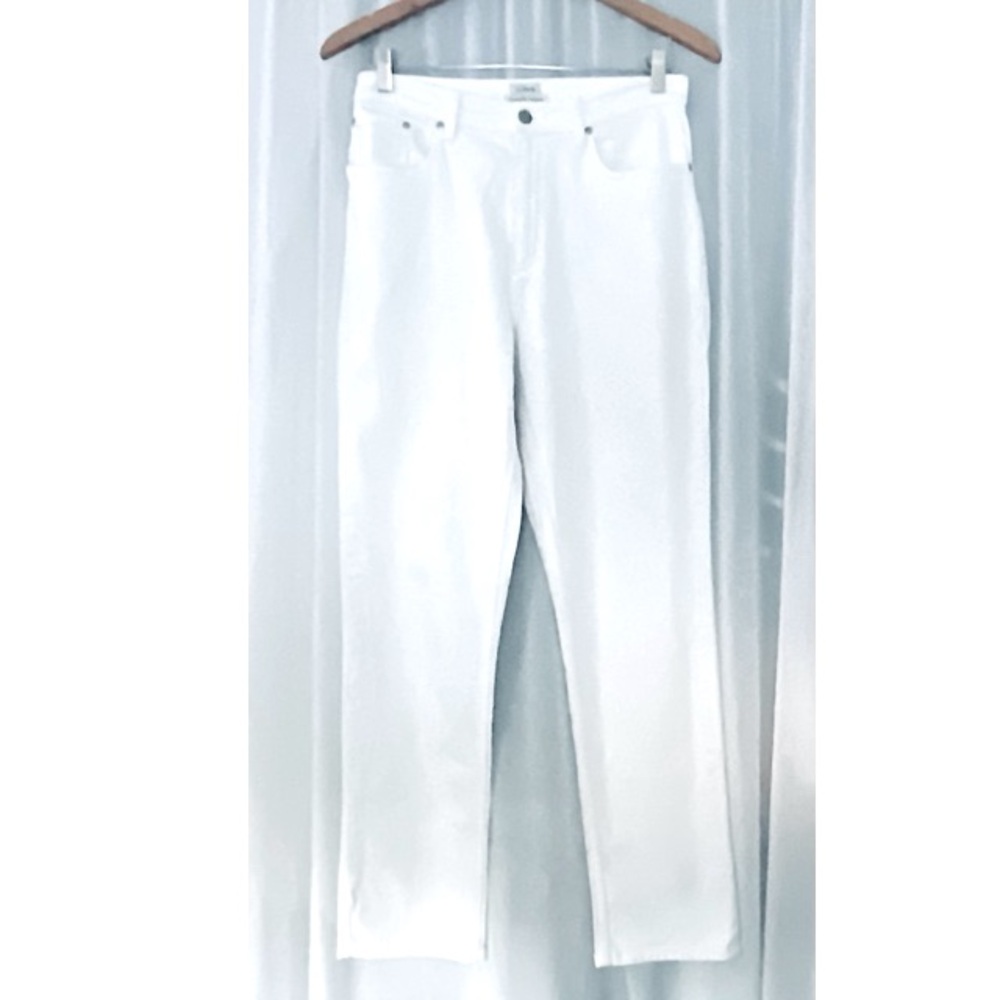 L. L. Bean original fit/relaxed white jeans. Size 10